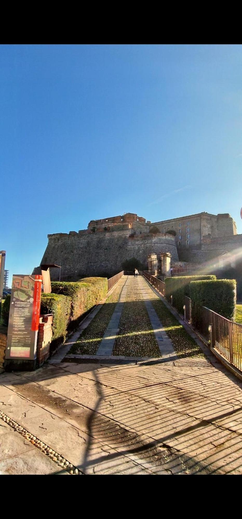 Ferienwohnung La Perla Di Ro Savona Exterior foto